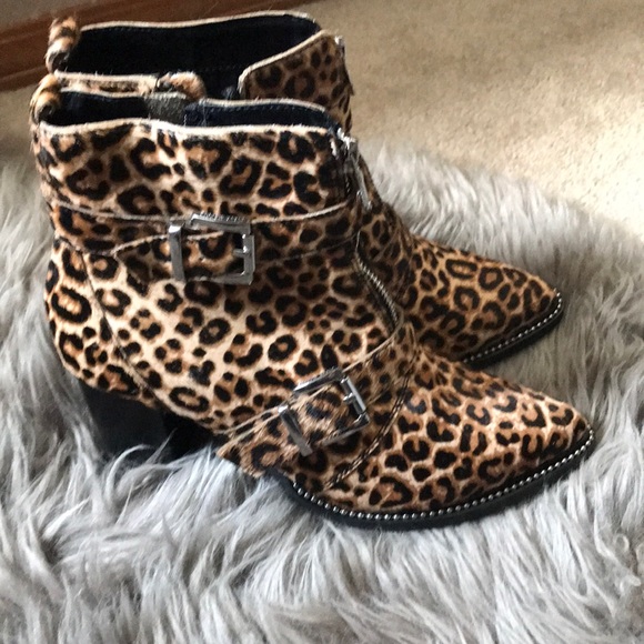 Steve Madden Shoes - Steve Madden leopard fur booties